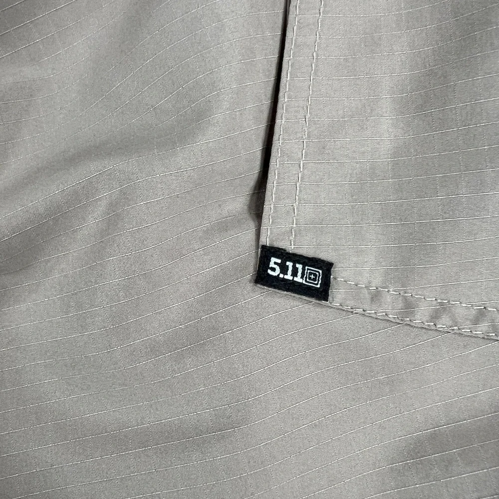 5.11 Tactical Cargo Pants Mens 38x34 Beige Security Utility Work‎ Outdoor